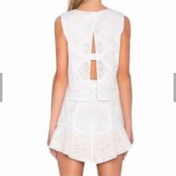 Tres Chic and Unique Vivian Dress NWOT - the back is gorgeous and flirtatious - Picture 4 of 17